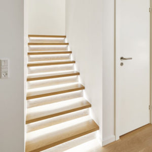 Custom-stair-maker-in-Taylors--Lakes